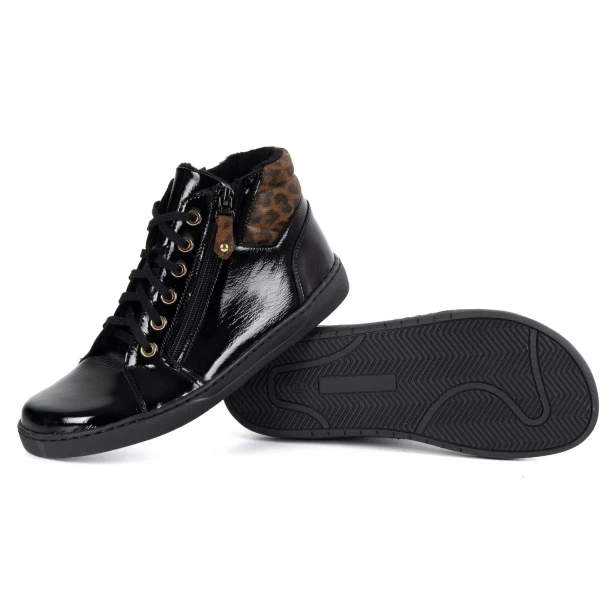 pol_pl_Damskie-minimalistyczne-buty-skorzane-zimowe-barefoot-1293-czarny-lakier-z-panterka-11145_5.webp