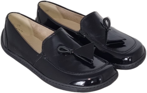 1316 ARS Barefoot czarny lakier.png